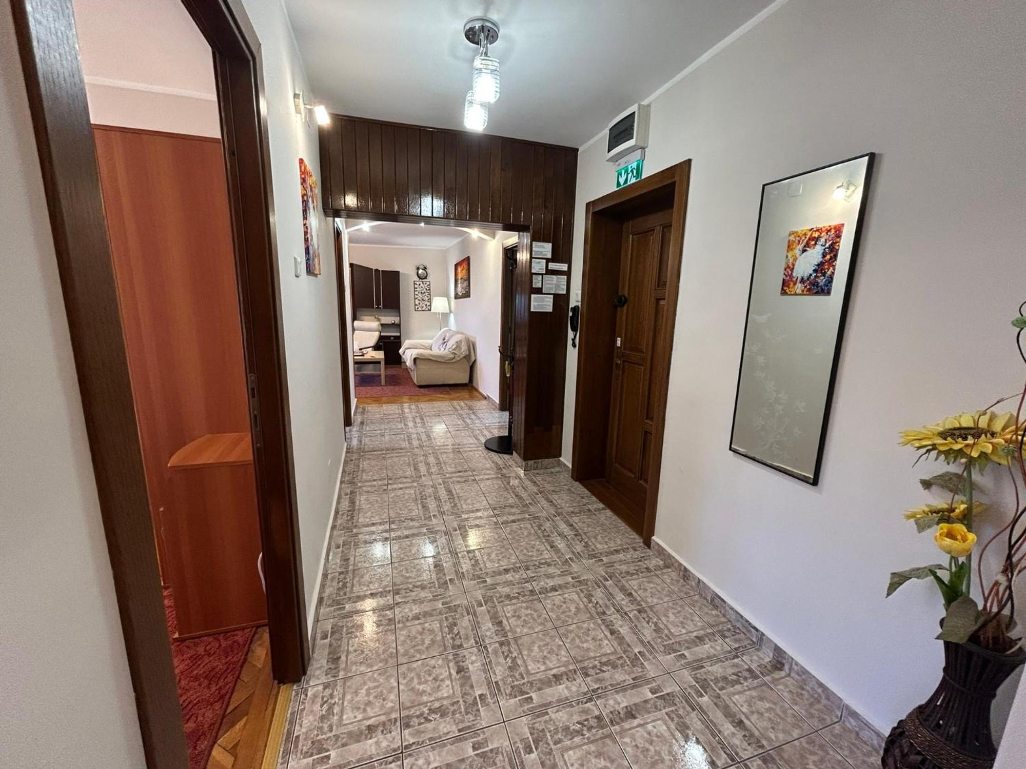 Apart. Premium Ultracentral, 3 Camere Loc Parcare. Ploiesti Bagian luar foto
