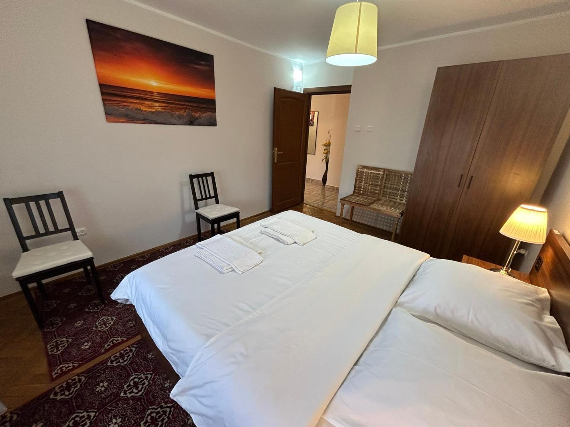 Apart. Premium Ultracentral, 3 Camere Loc Parcare. Ploiesti Bagian luar foto